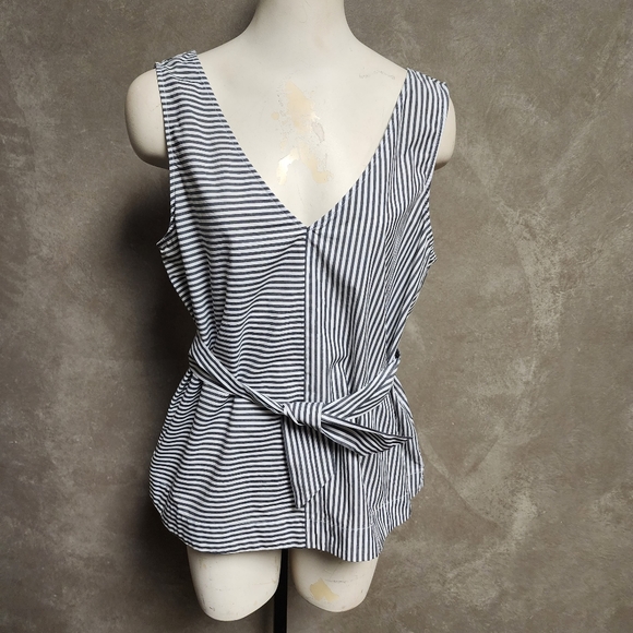 Vineyard Vines Striped V Neck Top With Sash Belt Size Large - Picture 6 of 8